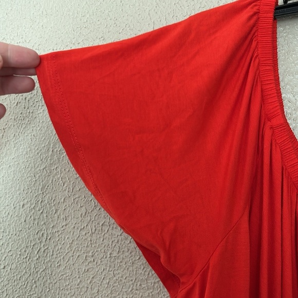 Lane Bryant Plus Size Red Stretchy Off Shoulder Short Sleeve Flowy Top 22/24 3X - Picture 3 of 6